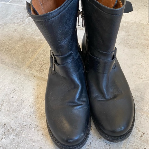 Women’s Frye Veronica leather moto boots 9M - Picture 3 of 8